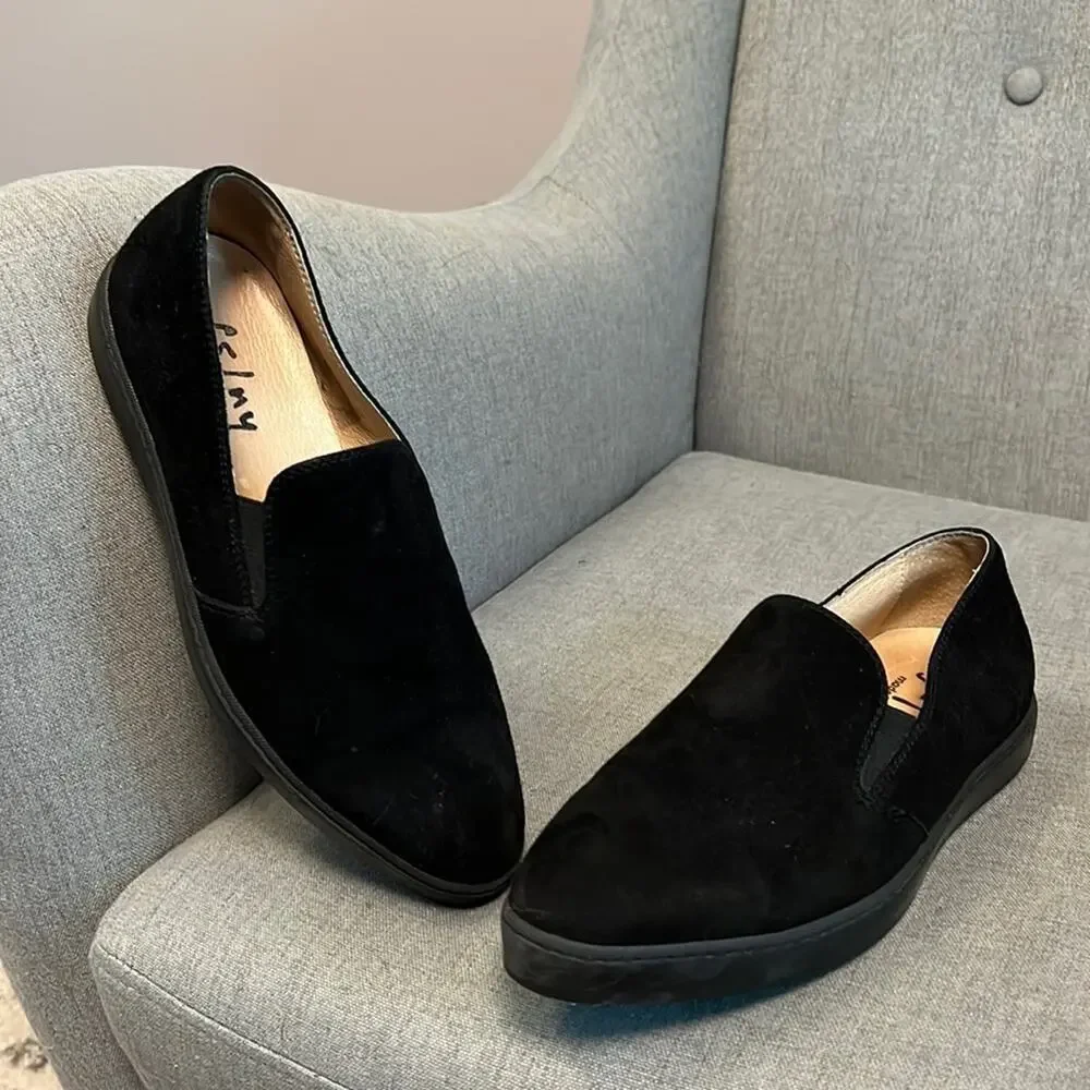 FS / NY made in Italy black suede loafer size 37